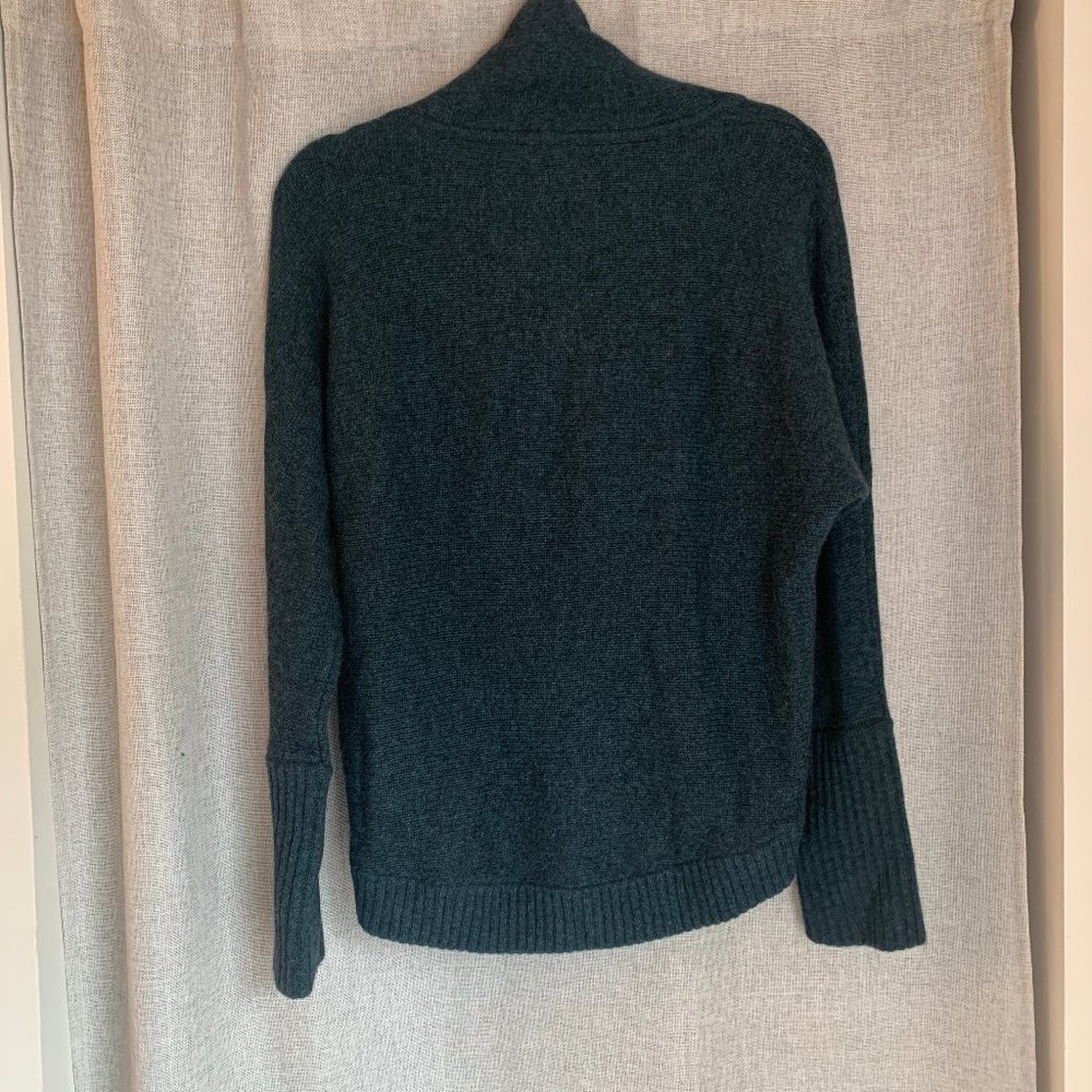 Kinross Cashmere Pullover Sweater - Picture 2 of 6